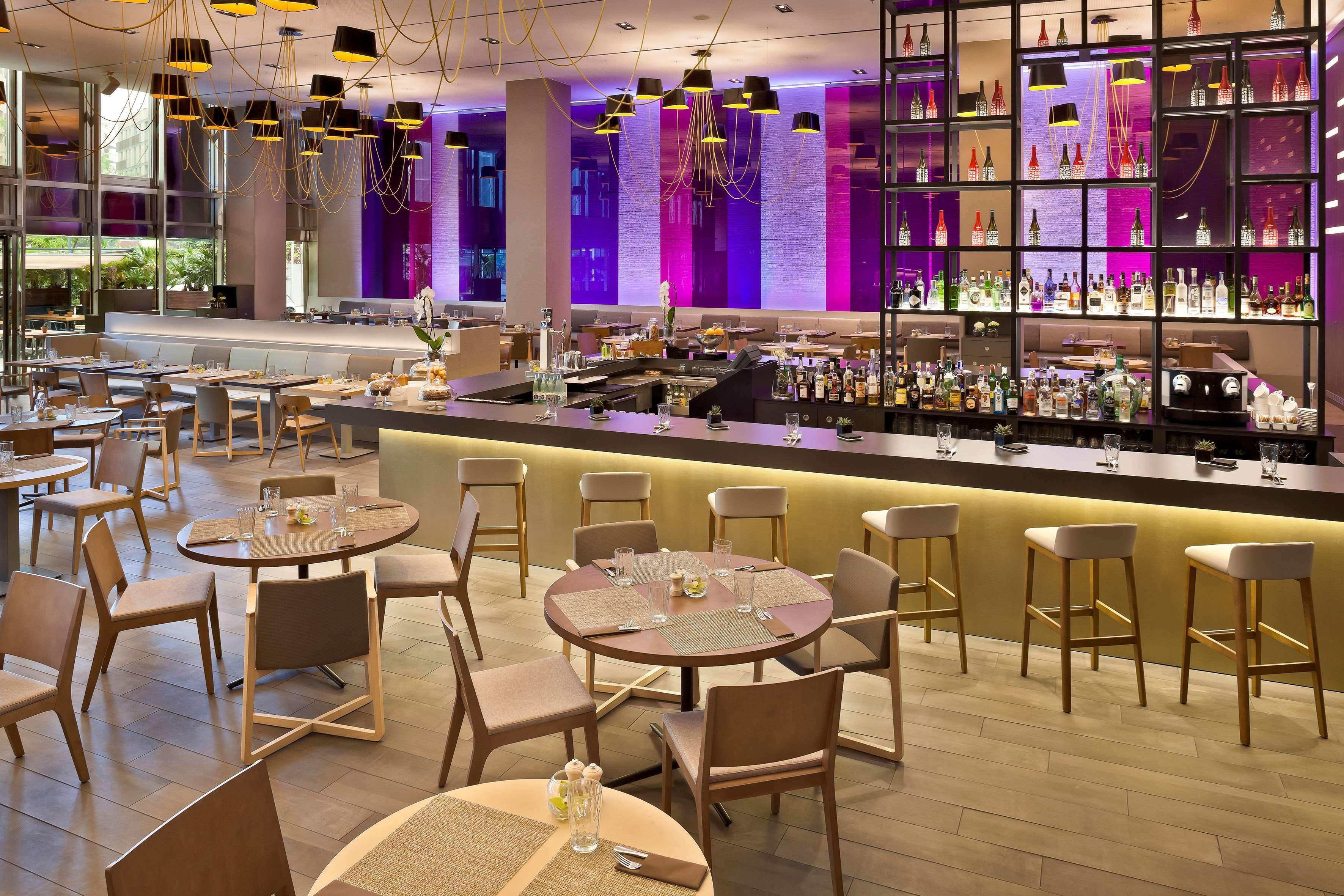 Melia Barcelona Sky 4* Sup Hotel Exterior photo