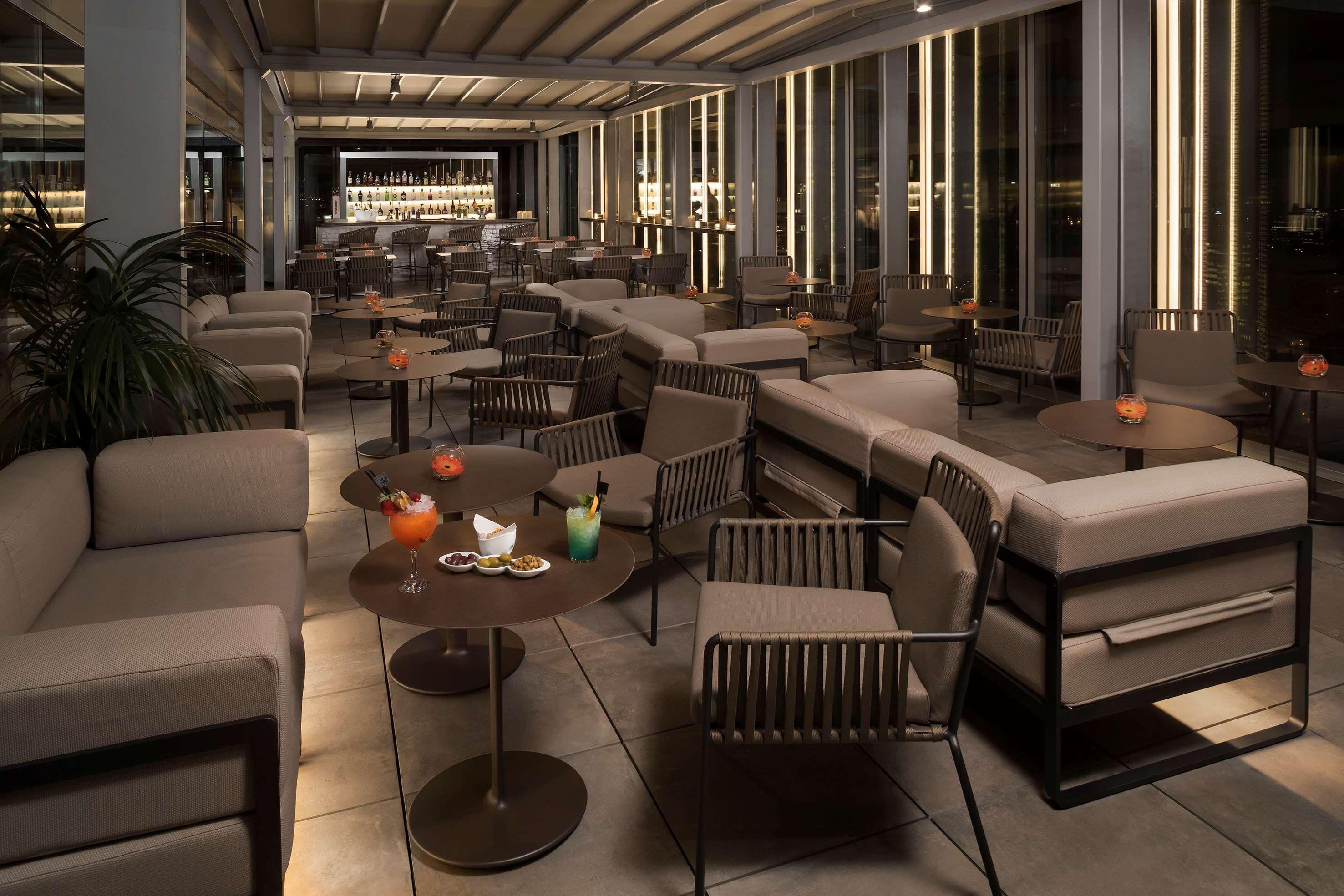 Melia Barcelona Sky 4* Sup Hotel Exterior photo