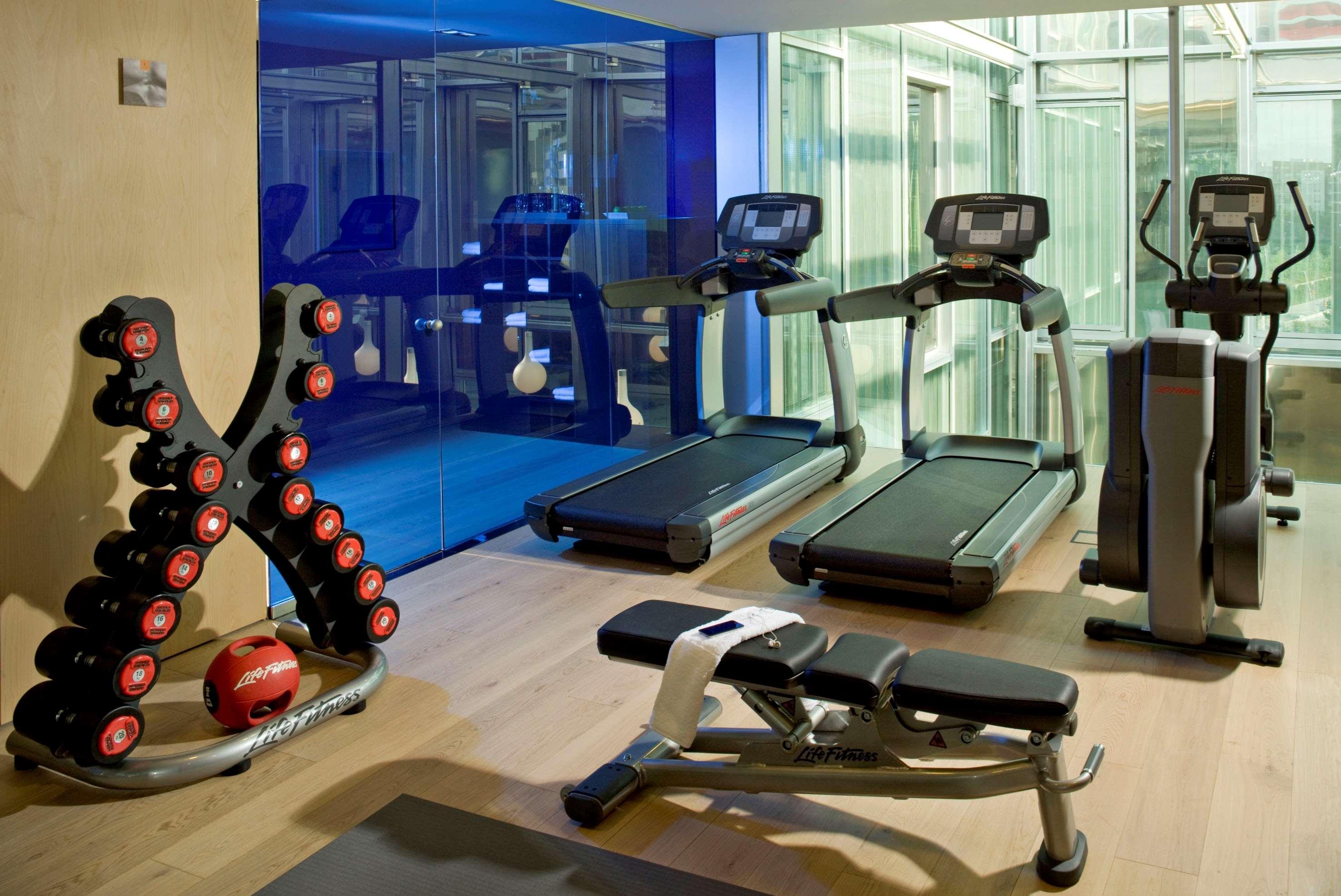 Melia Barcelona Sky 4* Sup Hotel Exterior photo